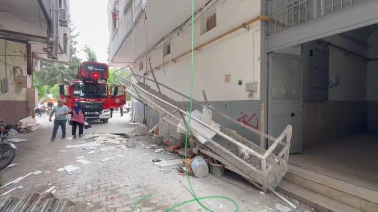 Türkiye bu görüntüleri konuşuyor Asansör halatı koptu, can pazarı yaşandı