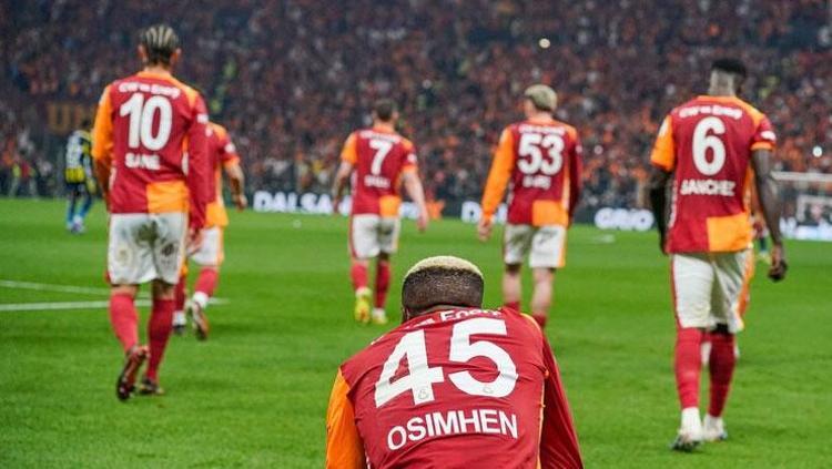 Galatasaray’dan eski Fenerbahçeli yıldıza transfer kancası Bu hamle büyük ses getirir