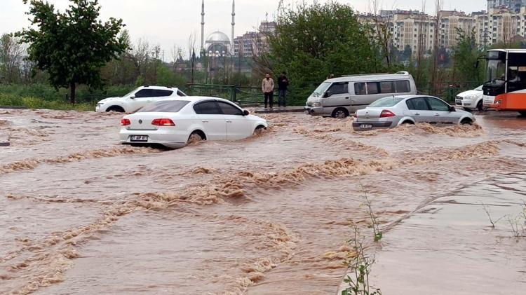 39 OKULDA EĞİTİME ARA VERİLDİ