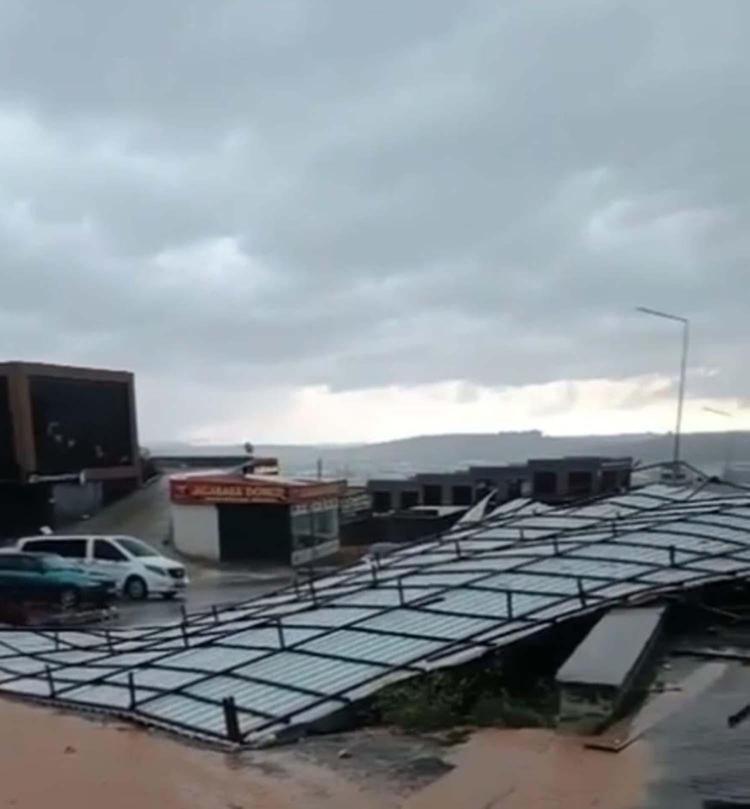 Gaziantep ve Şanlıurfa’da süper hücre dehşeti 1 kişi hayatını kaybetti, onlarca yaralı var