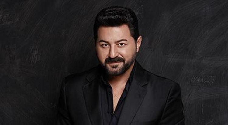 Serkan Kaya: Bir erkeğe yakışır şekilde renkli giyinmeyi seviyorum