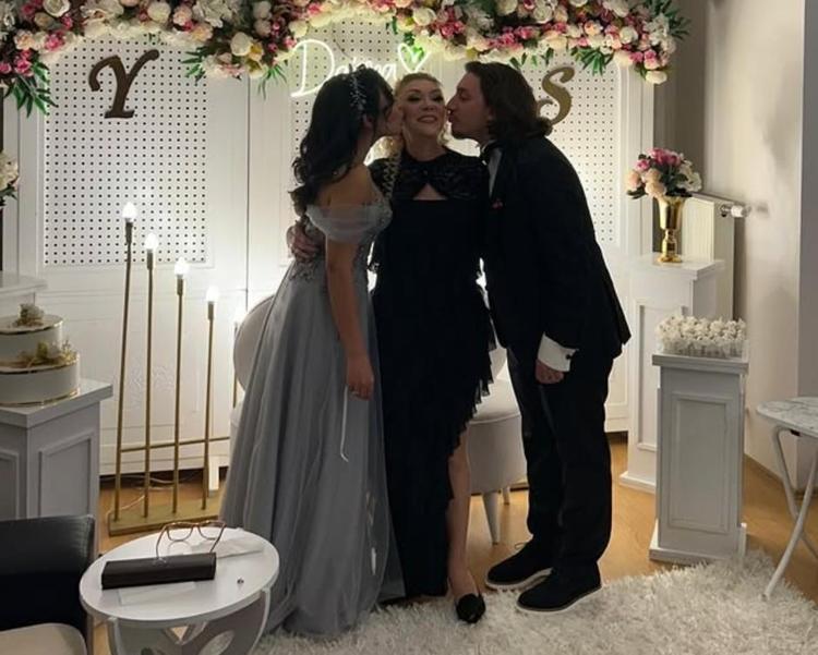 EN MUTLU GÜNLERDENDİ