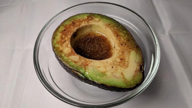 Avokado kesilince neden kararır Sebebini kimse bilmiyormuş
