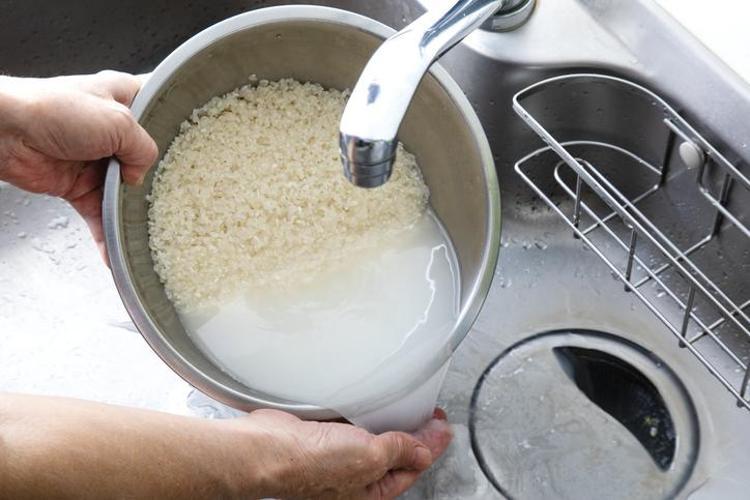 Kokuyu saniyeler içinde yok ediyor: Basmati pirinç pişirirken mutlaka yapmanız gereken o adım