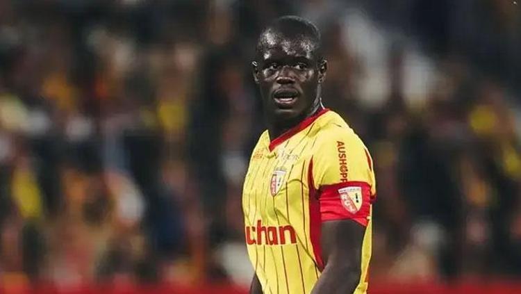 Beşiktaş’tan savunmaya Fransız duvarı Sarr için geri sayım