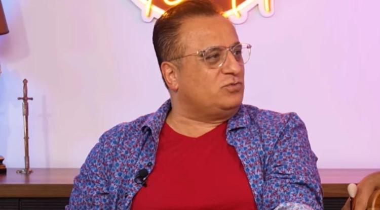 EL YAZISIYLA NOT BIRAKMIŞ