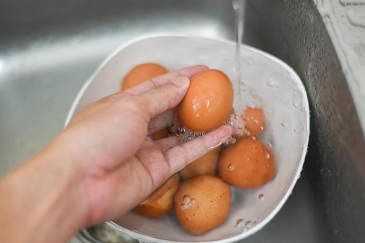 Yumurtayı sakın böyle pişirmeyin Meğer tüm proteini buharlaştırıyormuşuz