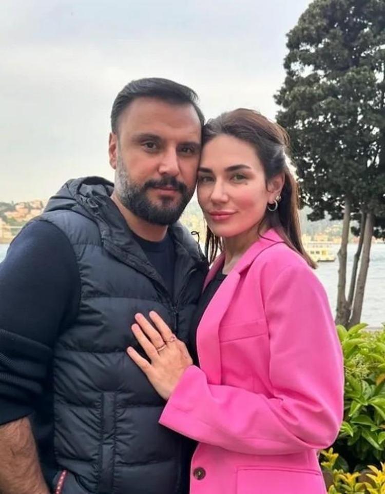 Alişan ve Buse Varol’dan romantik yıl dönümü kutlaması