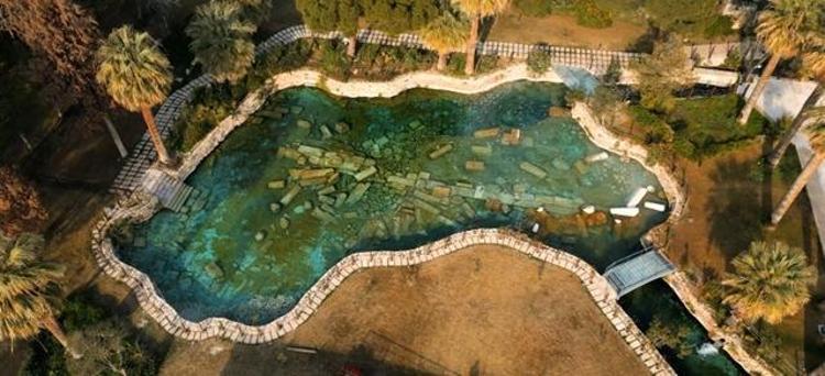 Pamukkale’nin yanında Hierapolis’te yeni düzen Bakan Ersoy açıkladı: Antik havuz ve güney kapı yenilendi