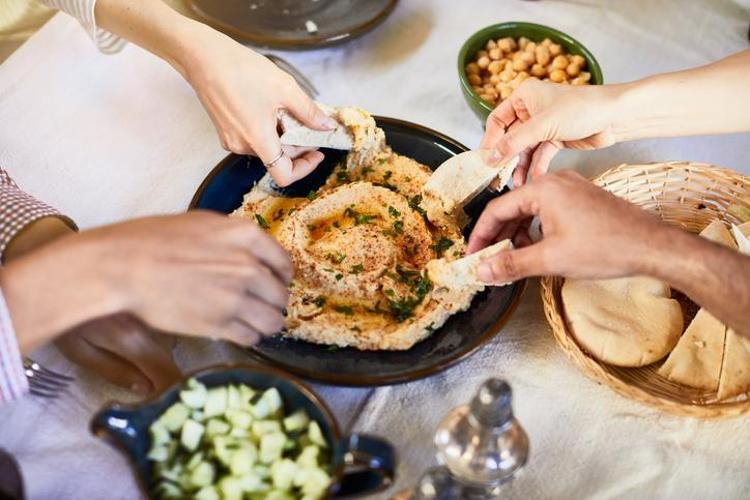 EN LEZZETLİ HUMUS NASIL YAPILIR