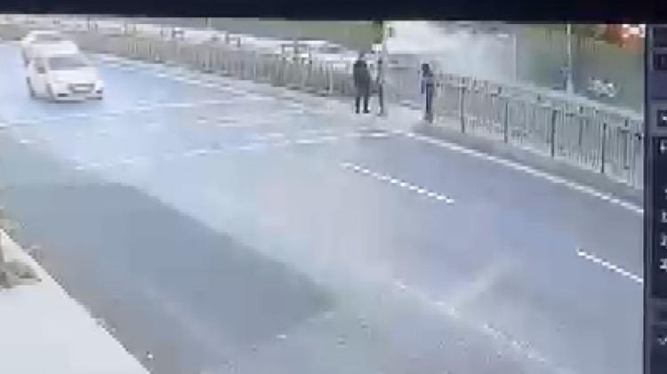 KAZA ANI KAMERADA