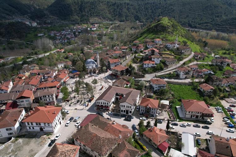 SAFRANBOLUYU KURANLAR TARAKLILARDIR