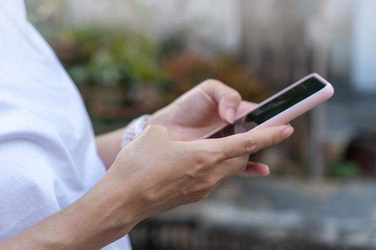 Milyonlarca telefon için tehlike çanları çalıyor Güncellemeyen yandı: Banka hesaplarınız bile riskte