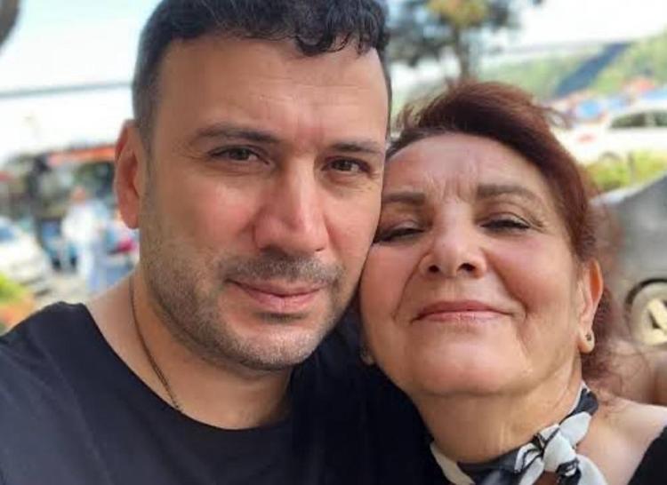 ANNESİNE VEDASI YÜREK YAKMIŞTI