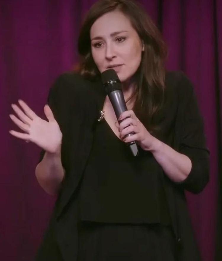 Gözaltına alınmıştı Komedyen Tuba Ulunun Kanuniye hakaretten 3 yıl hapsi istendi