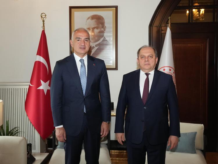 Bakan Ersoy, Yargıtay Başkanı Ömer Kerkez’i Cumhuriyet Müzesi’nde ağırladı