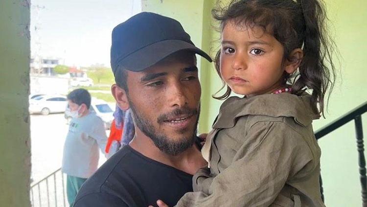 Konuşamayanlara anahtarlı tedavi Görüntüler viral oldu: Şifa bulmak için akın akın geldiler