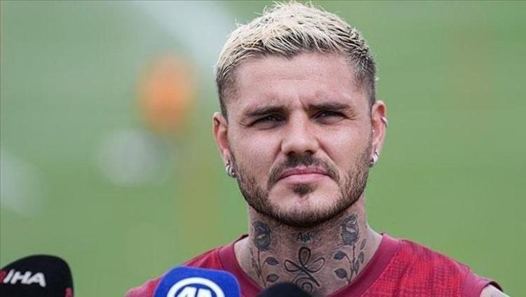 Galatasaraydan ayrılmaya hazırlanan Icardiye sürpriz talip