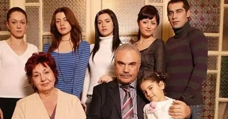 HAYRANLARINA SÜRPRİZ