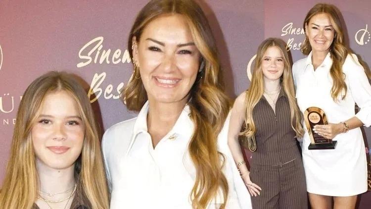Güzellikleriyle gündem oldular Pınar Altuğ ile kızı Su’ya övgü yağdı