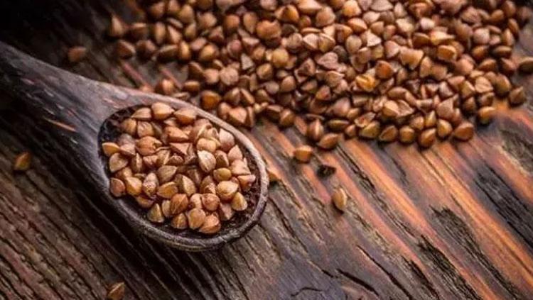 Ekmek ve makarnayı unutturacak Günde bir kase yiyen vücudunu resetliyor