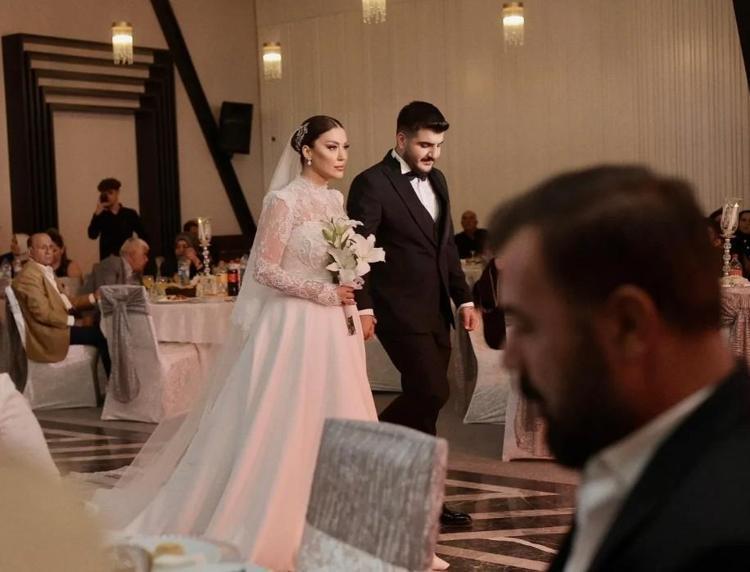 BUNDAN SONRAKİ HAYATINDA MUTLULUKLAR DİLİYORUM