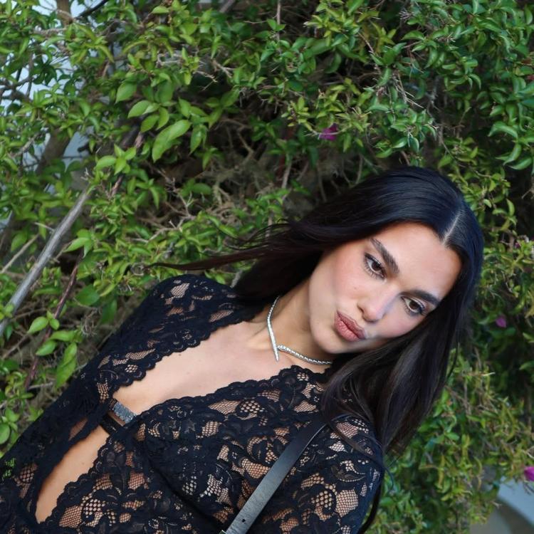 Dua Lipadan peş peşe tatil pozları Maksimum keyif modu
