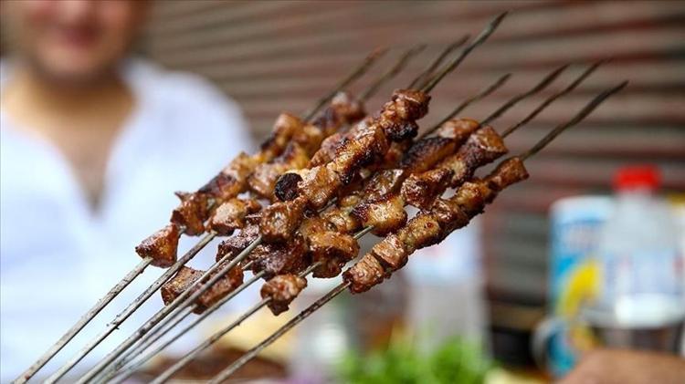 Lokum gibi Arnavut ciğeri tarifi Bir kez deneyen bir daha yapmadan duramıyor
