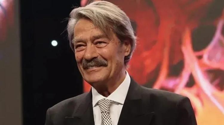 EVİNDE RAHATSIZLANDI