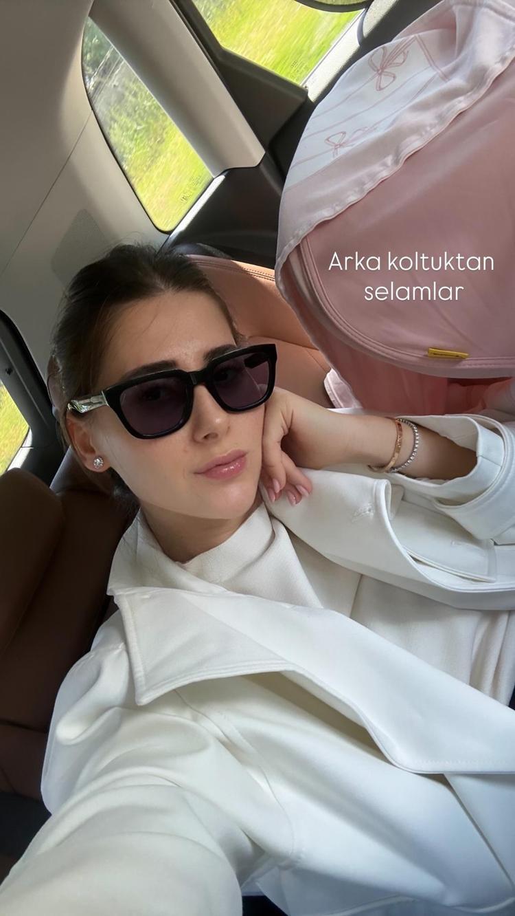 GÜZELLİĞİYLE MEST ETTİ