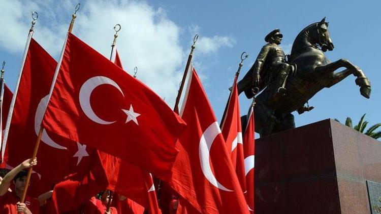 19 MAYIS MESAJLARI| EN GÜZEL, KISA, ANLAMLI VE RESİMLİ 19 MAYIS MESAJLARI EN ANLAMLI VE DUYGUSAL 19 MAYIS ATATÜRKÜ ANMA SÖZLERİ
