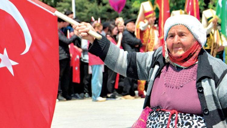 BAYRAK NİNE