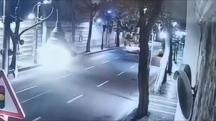 İstanbul’un göbeğinde dehşet gecesi Hatalı sollama felakete yol açtı: Genç Betül hayatını kaybetti