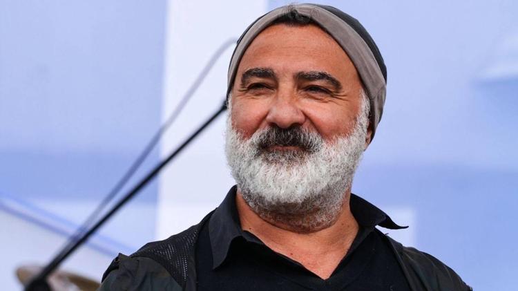 Cengiz Bozkurt sahnede sakatlandı İşte son sağlık durumu...