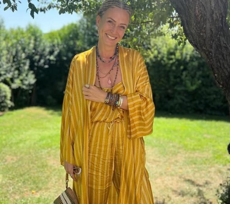 Ceyda Düvenciden romantik paylaşım Sevgilisine aşkını haykırdı
