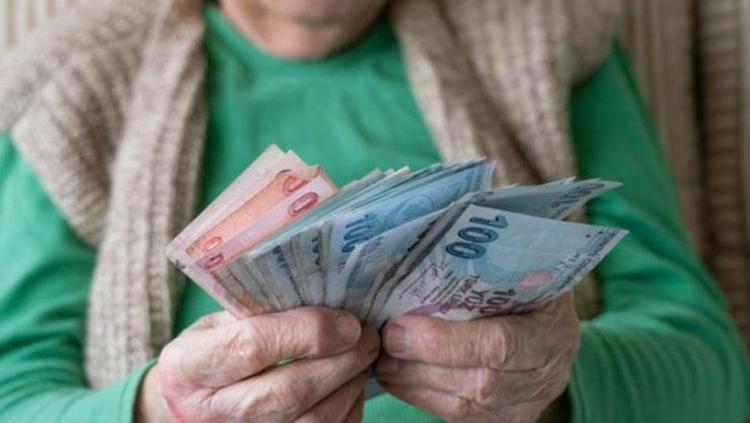 Hesapları kontrol edin, ödemeler başladı SSK, Bağ-Kur ve 4C emeklisi maaşı, ikramiyeyi hangi gün çekecek