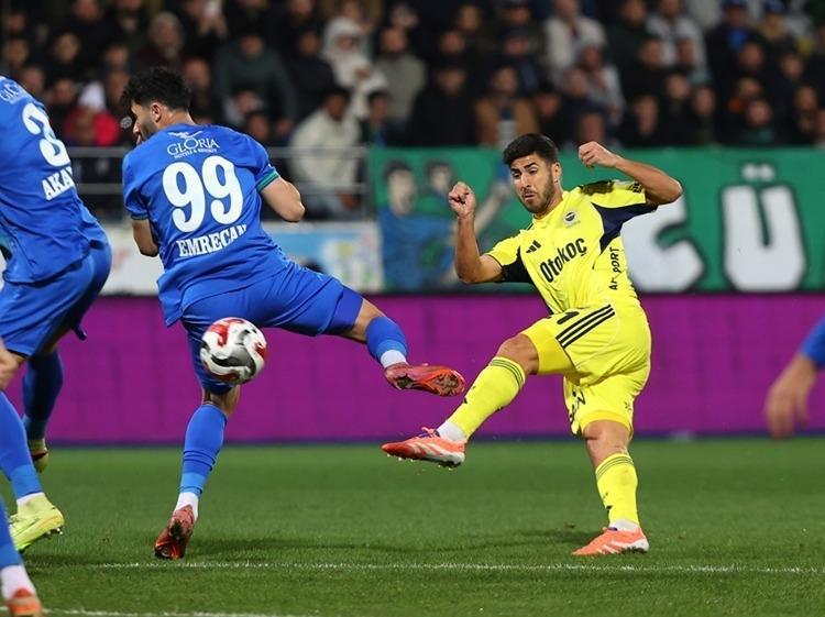 Marco Asensio Kadıköy’de zirveye oturdu Rekorları alt üst etti