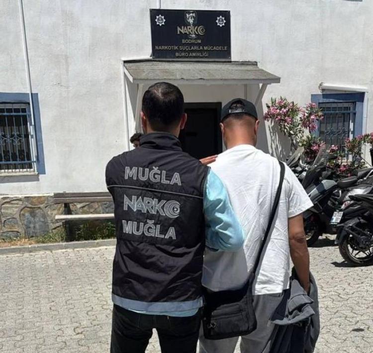 UYUŞTURUCU OPERASYONUNDA GÖZALTINA ALINDI