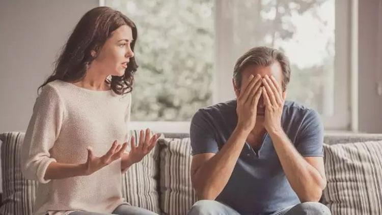 İlişkiyi içten içe çürütüyor Meğer herkes fark etmeden bunu yapıyormuş