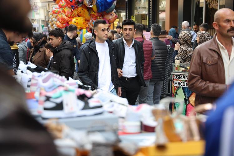 İSTANBUL BOŞALDI, SİVAS DOLDU
