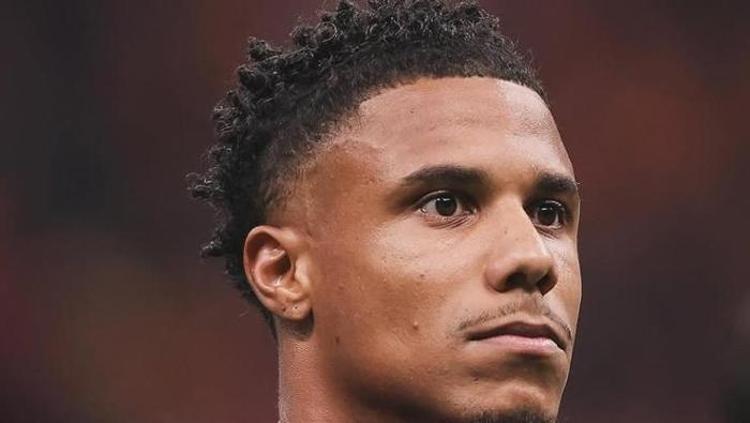 Galatasarayda sol bek kararı Okan Buruktan talimat
