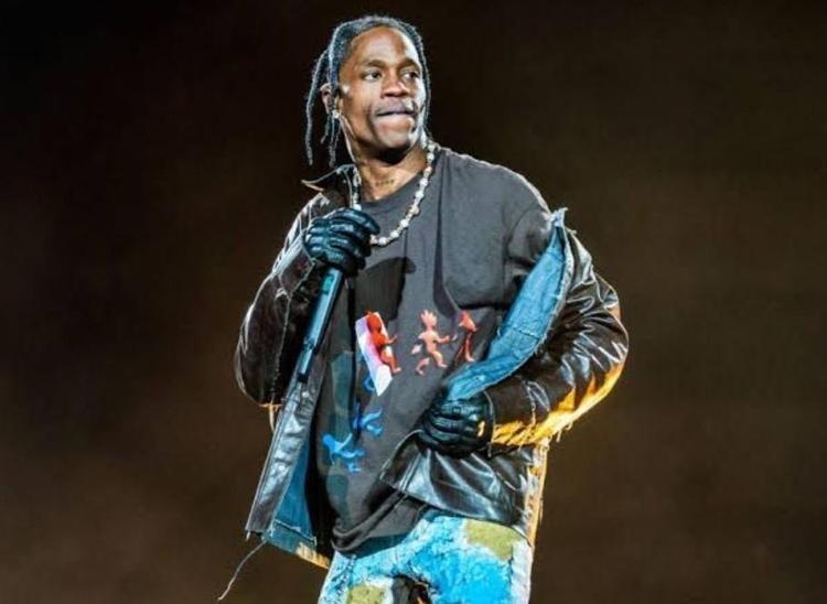 20 dakika sahnede kalan ve yüzünü gizleyen Travis Scotttan açıklama: Geri gelip konser vermek için can atıyorum