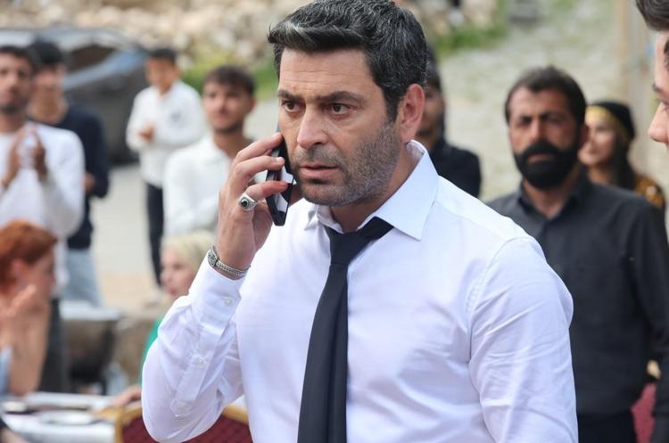 Uzak Şehirden ayrıldılar Atakan Özkayadan rol arkadaşlarına veda