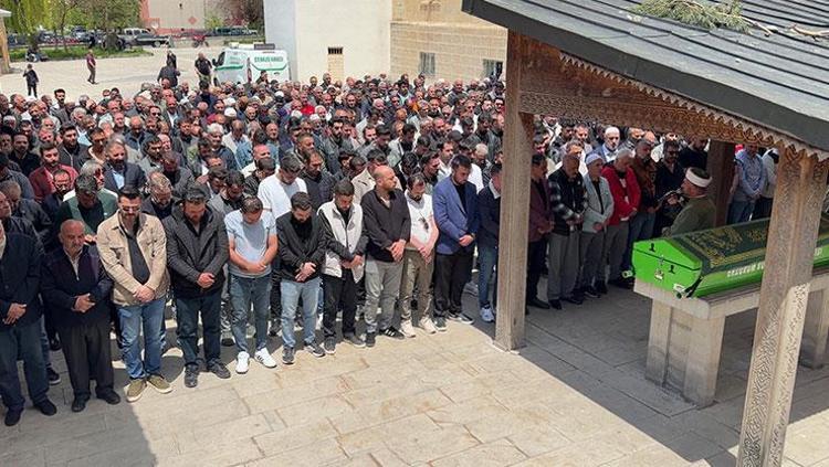 Kız kardeşini kurtardı, dakikalar sonra kendi hayatını kaybetti Erzurumda yürek yakan olay