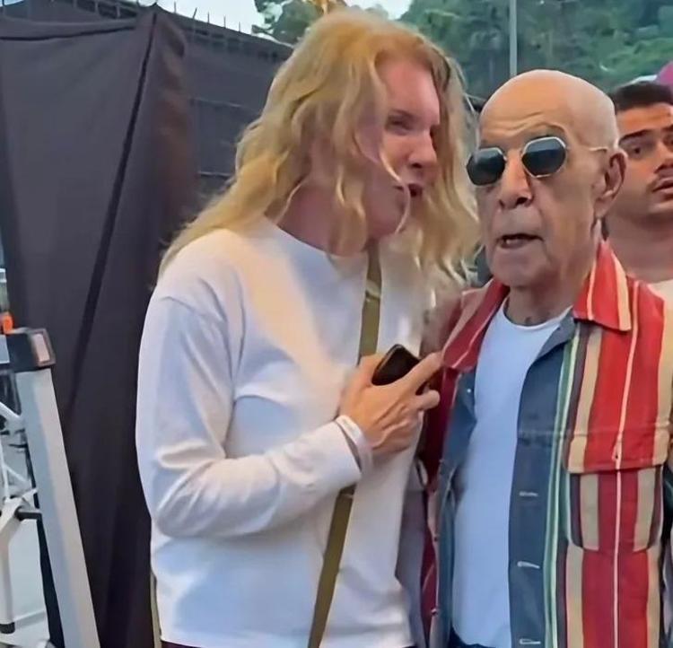 Mazhar Alanson’un son hali endişelendirdi Ünlü sanatçı yürümekte zorlandı