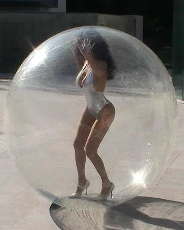 Kanye West’in eşi Bianca Censoriden cesur ve ilginç seçim
