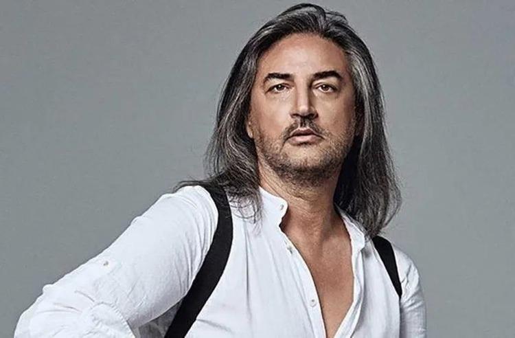 Çelik Samsun’da sokak sokak gezip kağıt atık topladı