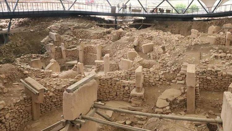 KUYRUKLU YILDIZ KEHANETİ: DÜNYANIN SONU MU