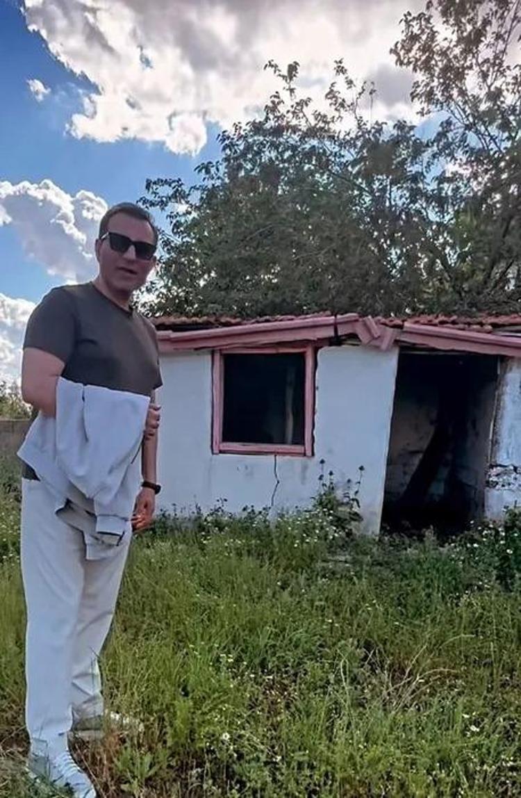 Rafet El Roman çocukluk anılarını kurtarmak için düğmeye bastı