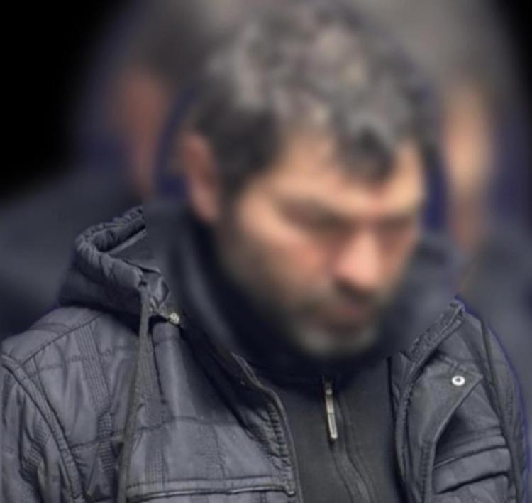 ŞÜPHELİYLE AYNI KIYAFETLERİ GİYMİŞİZ